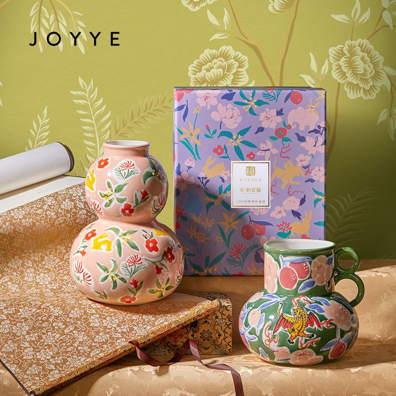 JOYYE瑞兽纳福花瓶