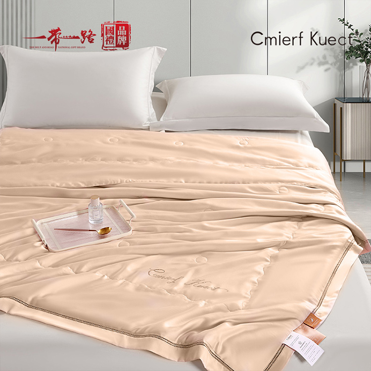 CmierfKuect远山如黛天丝绣花被JF10270